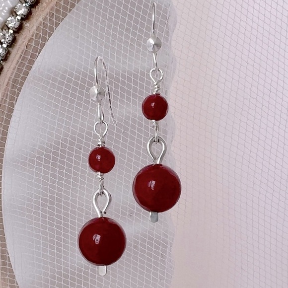 ARTISAN 𝅺Crimson Red Jade Beaded Dangle Sterling Silver Earrings - Picture 4 of 14